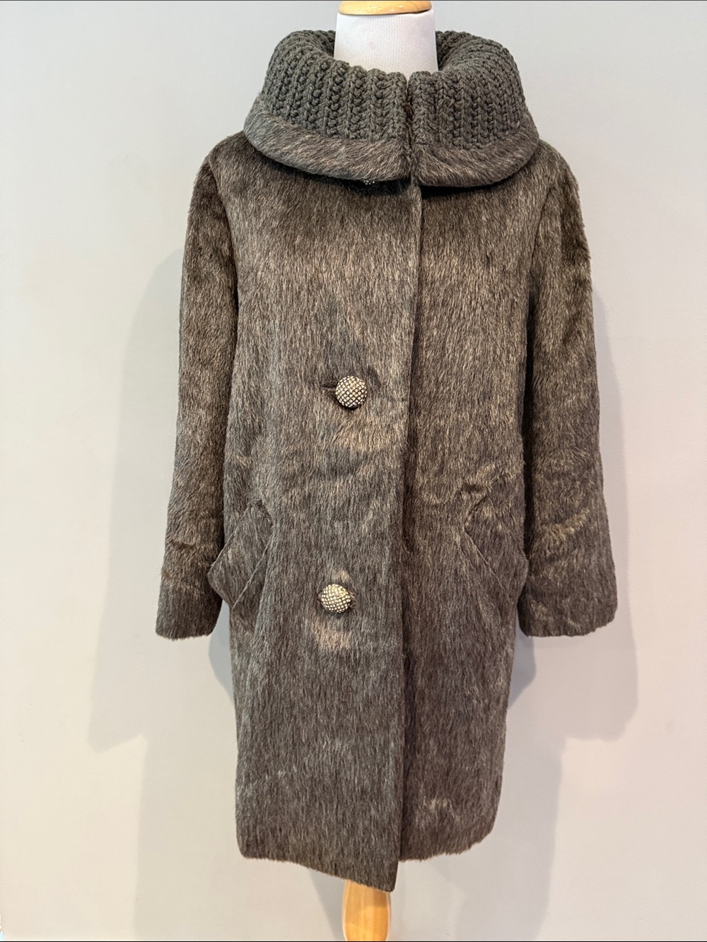 Vintage Marshall Fields Women's Gray Knit-Collar faux fur Pea Coat- size 8